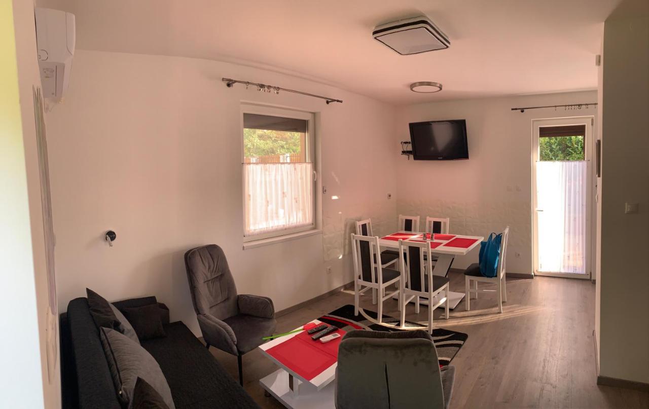 Appartamento House Carlo Ponty Tass Esterno foto